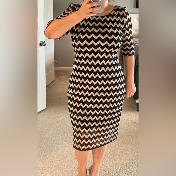 connected apparel Dresses & Skirts - Connected Apparel Dress. Size 6